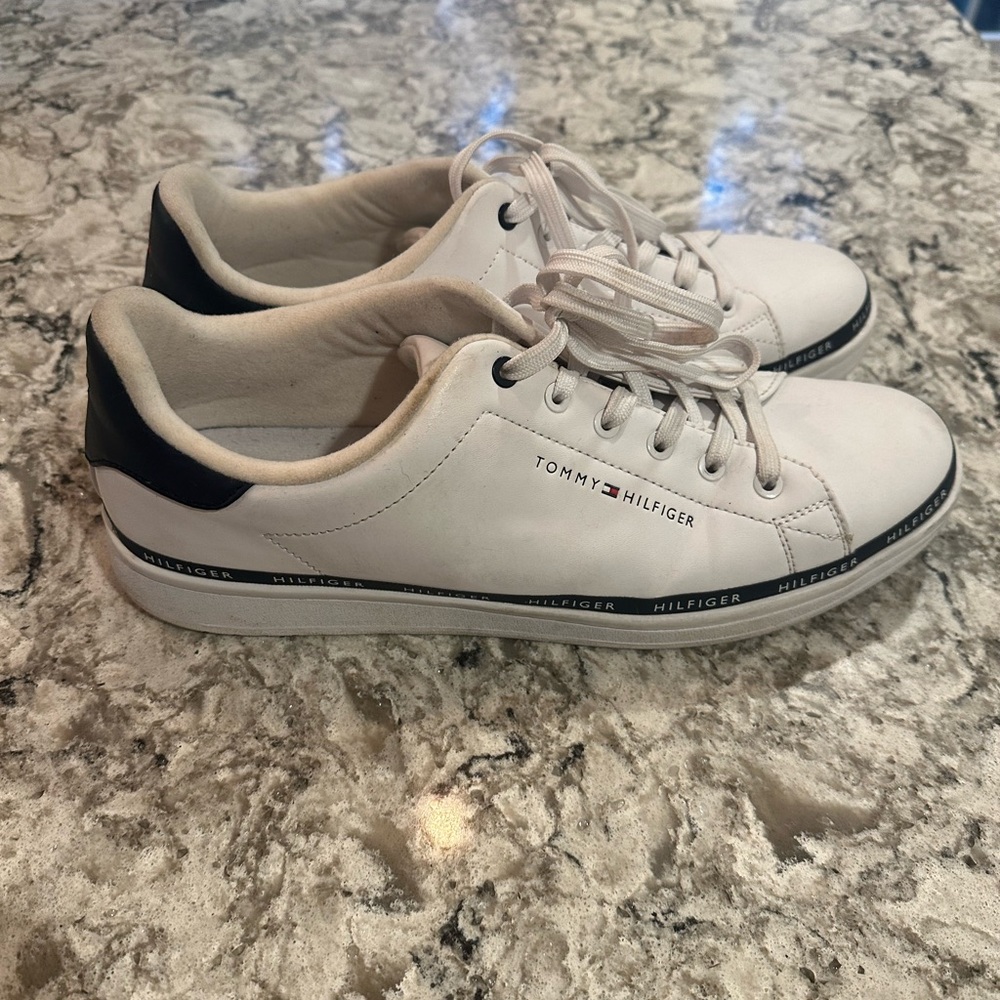 Tommy Hilfiger Black Men's TMLEVELS-R Sneaker White Trim Mens US 13